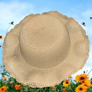 🌹NWOT:BABE BASIC STRAW HAT